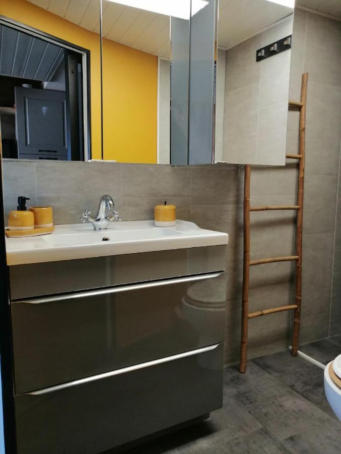 Au Grain De Sel... Apartment กรุยซ็อง ภายนอก รูปภาพ